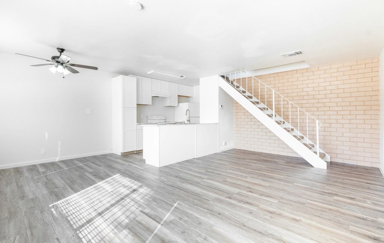 2750 West Fairmont Avenue, Unit 103 - Photo 3 of 7