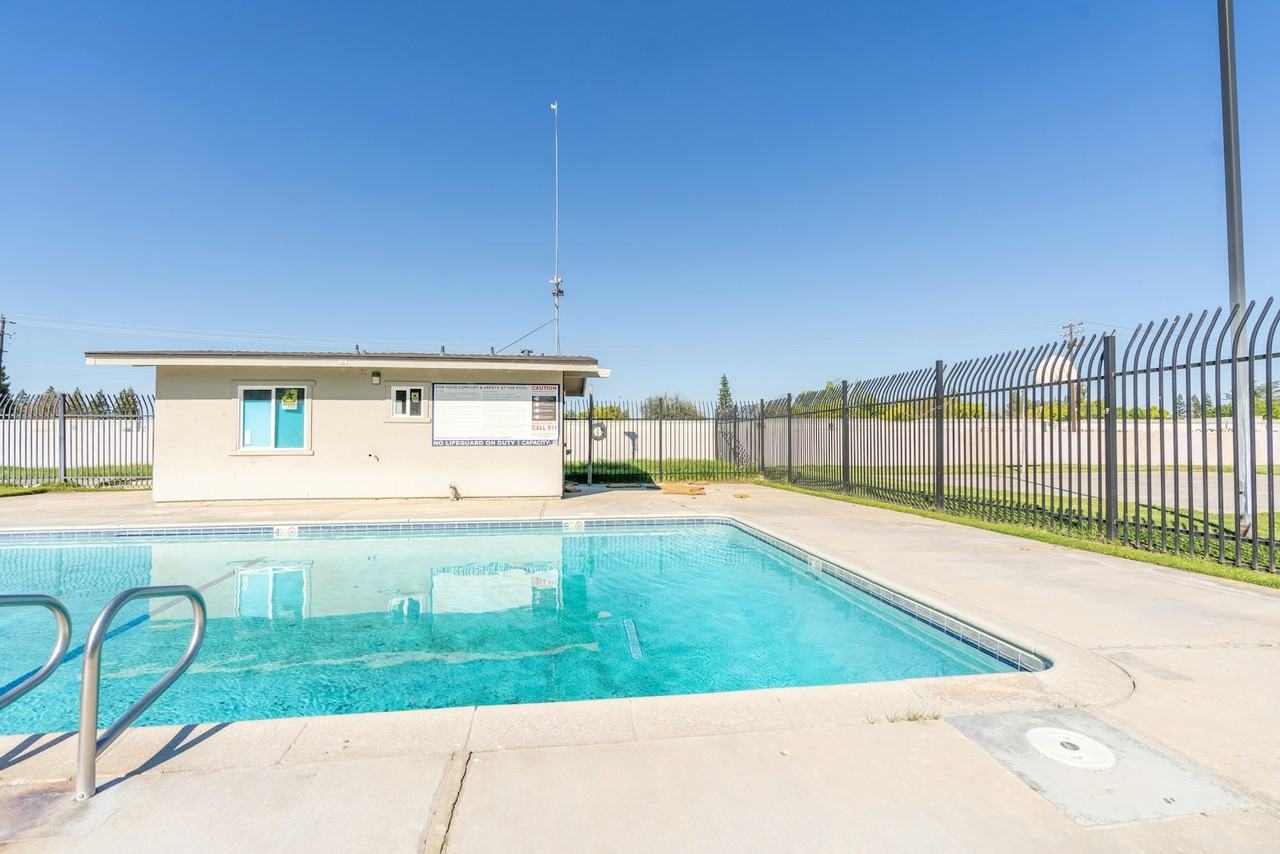 2750 West Fairmont Avenue, Unit 103 - Photo 6 of 7