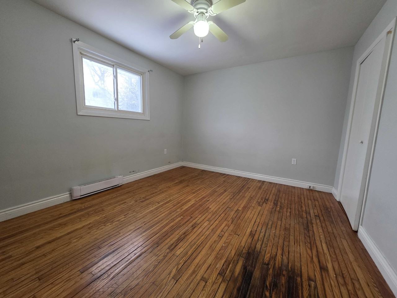 672 Division St #3 - Photo 7 of 10