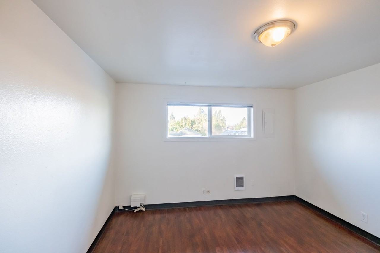 541-Main West - Photo 7 of 33