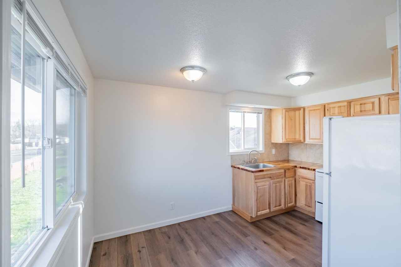 544-Parkside - Photo 2 of 33