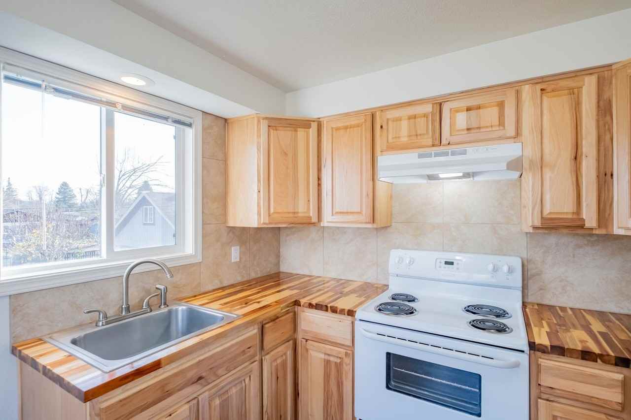 544-Parkside - Photo 7 of 33