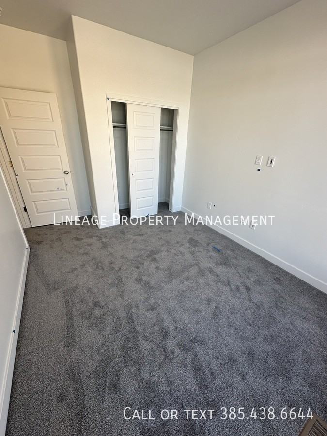 3559 S Lydia Ann Ln - Photo 7 of 24