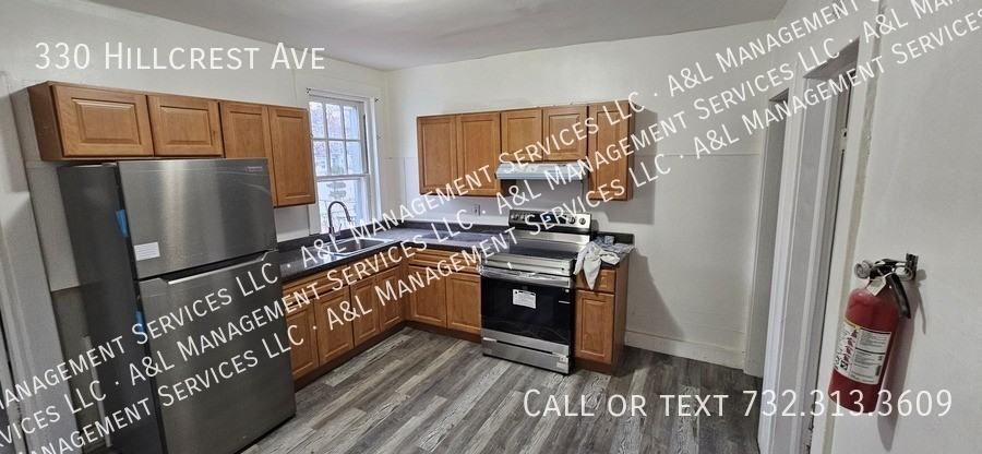 330 Hillcrest Ave - Photo 7 of 19