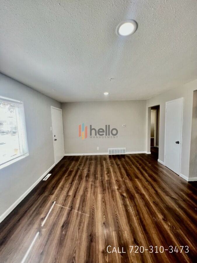 982 S Sheridan Blvd - Photo 5 of 12