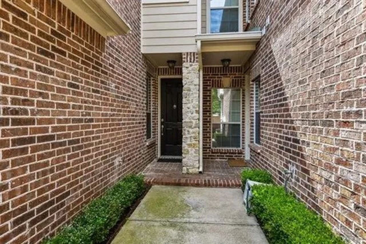 2966 Tuscany Way #102 - Photo 3 of 27