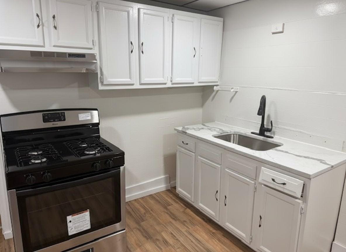 1756 W Juniata St - Photo 3 of 9