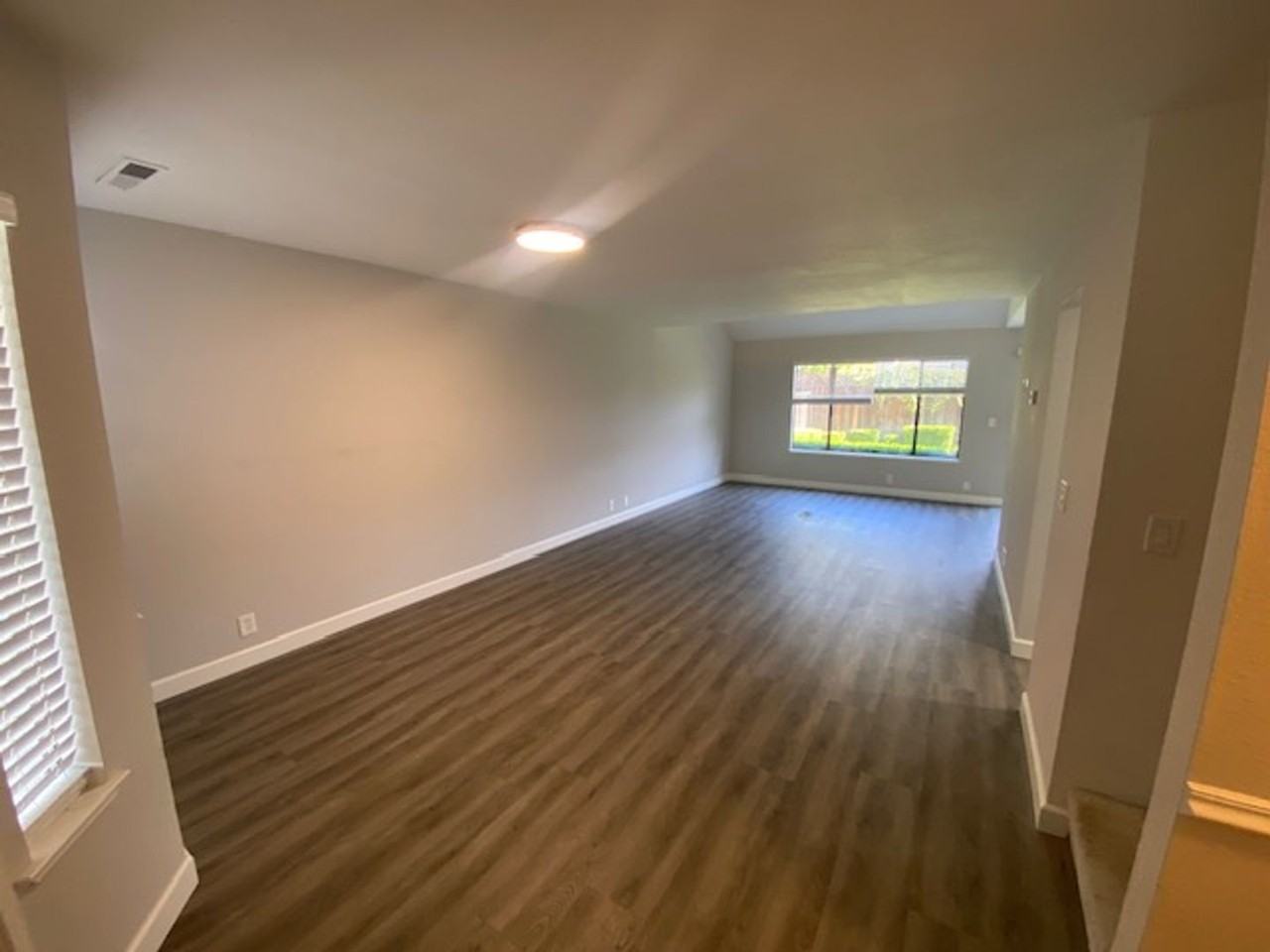 434 Creekside Ln - Photo 7 of 18