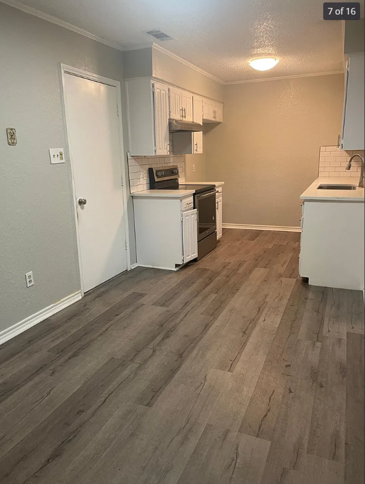 6003 Brentcove Dr - Photo 5 of 20