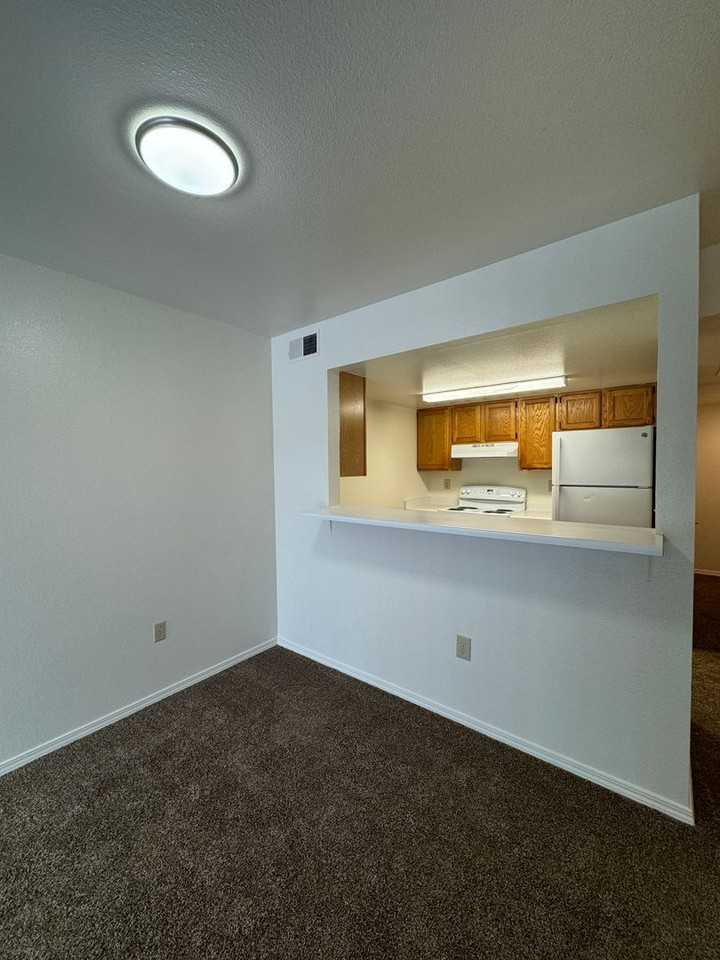 10873 W Ustick Rd #204 - Photo 6 of 27