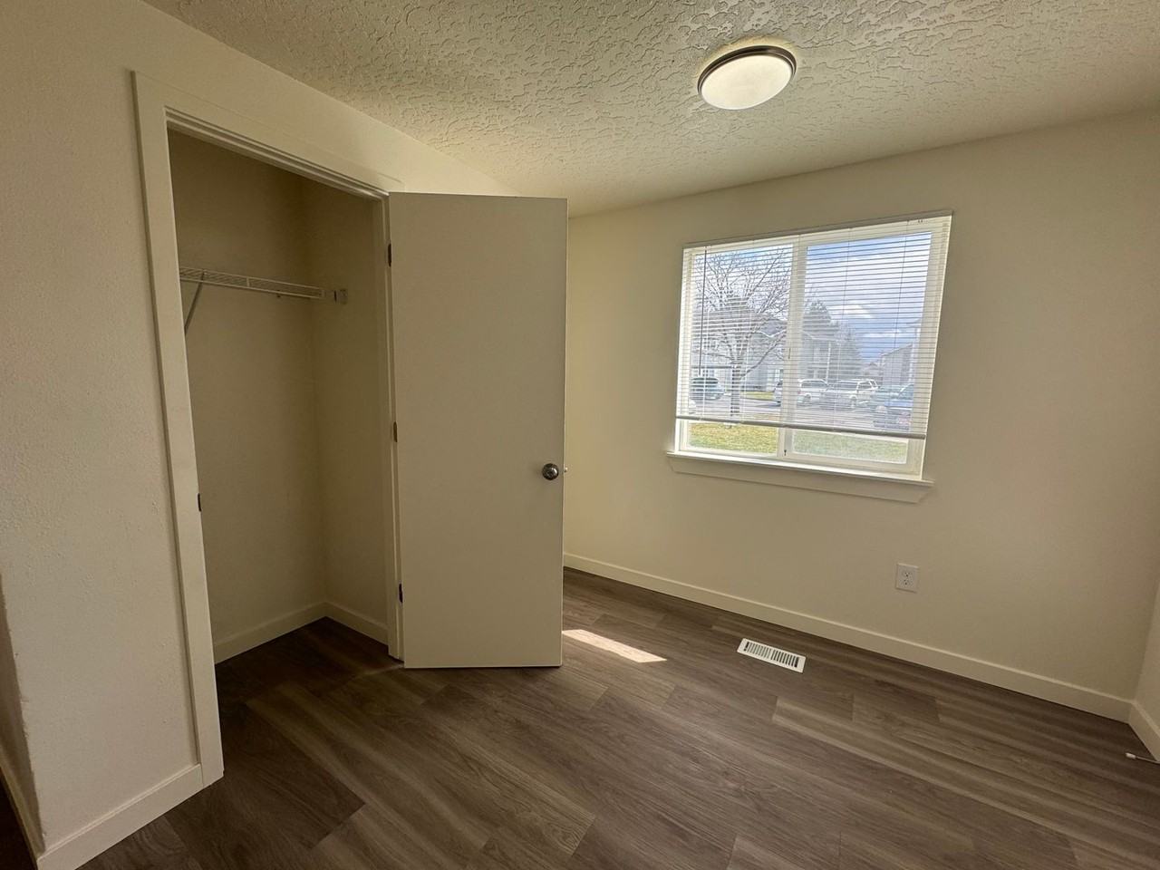 3137 S Apple St #201 - Photo 6 of 46