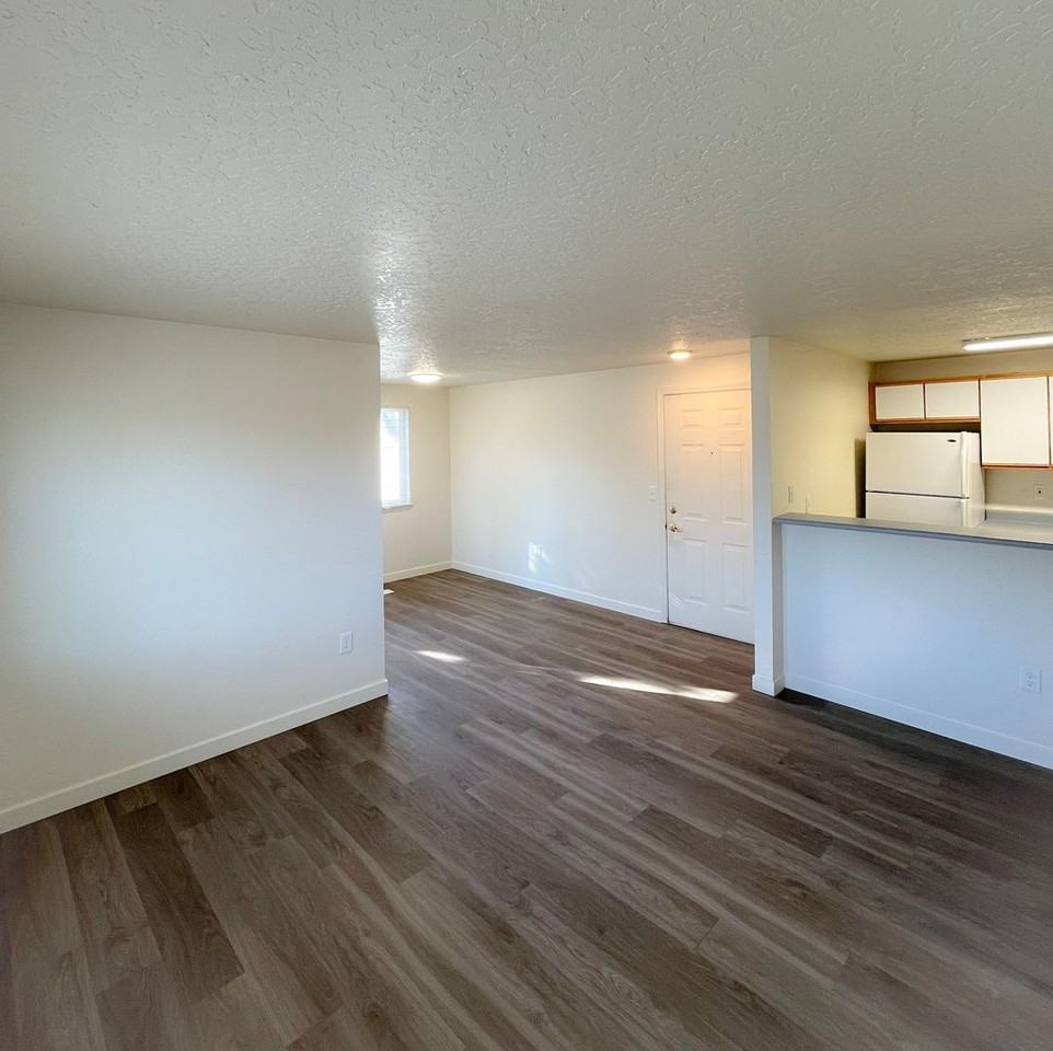 3185 S Apple St #203 - Photo 3 of 21