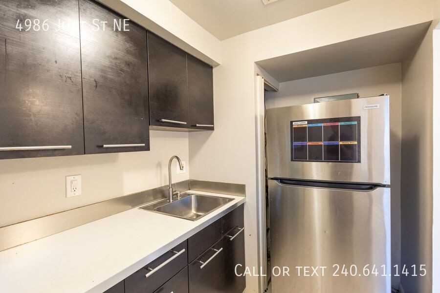 4986 Just St Ne - Photo 5 of 16