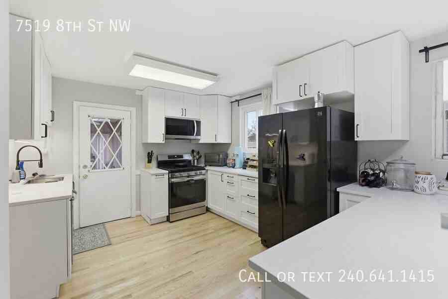 7519 8th St Nw - Photo 3 of 15