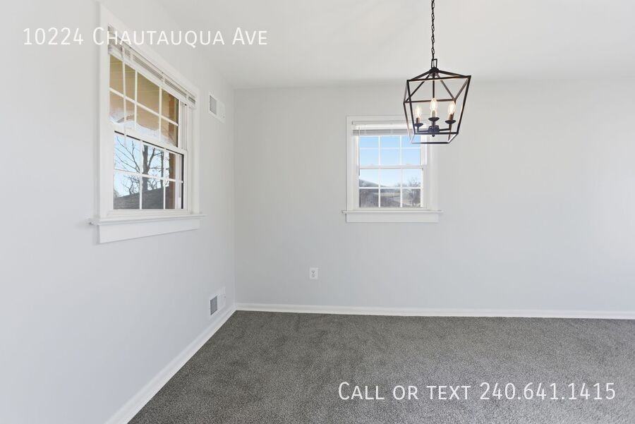 10224 Chautauqua Ave - Photo 6 of 30