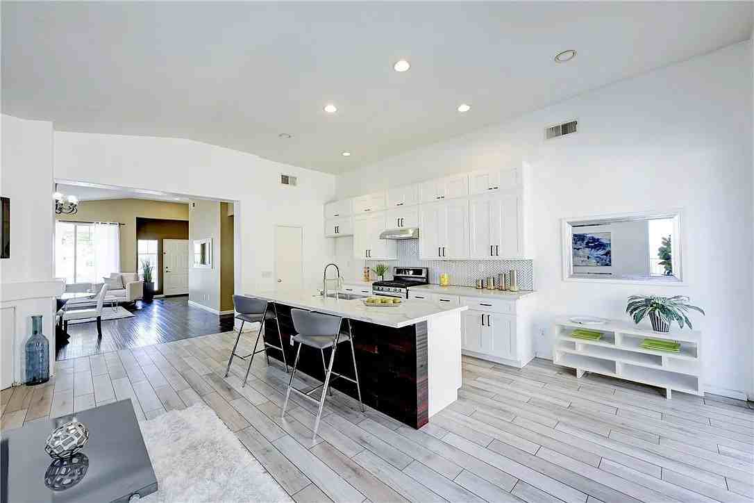 27507 Fallbrook Ct #NA - Photo 2 of 7