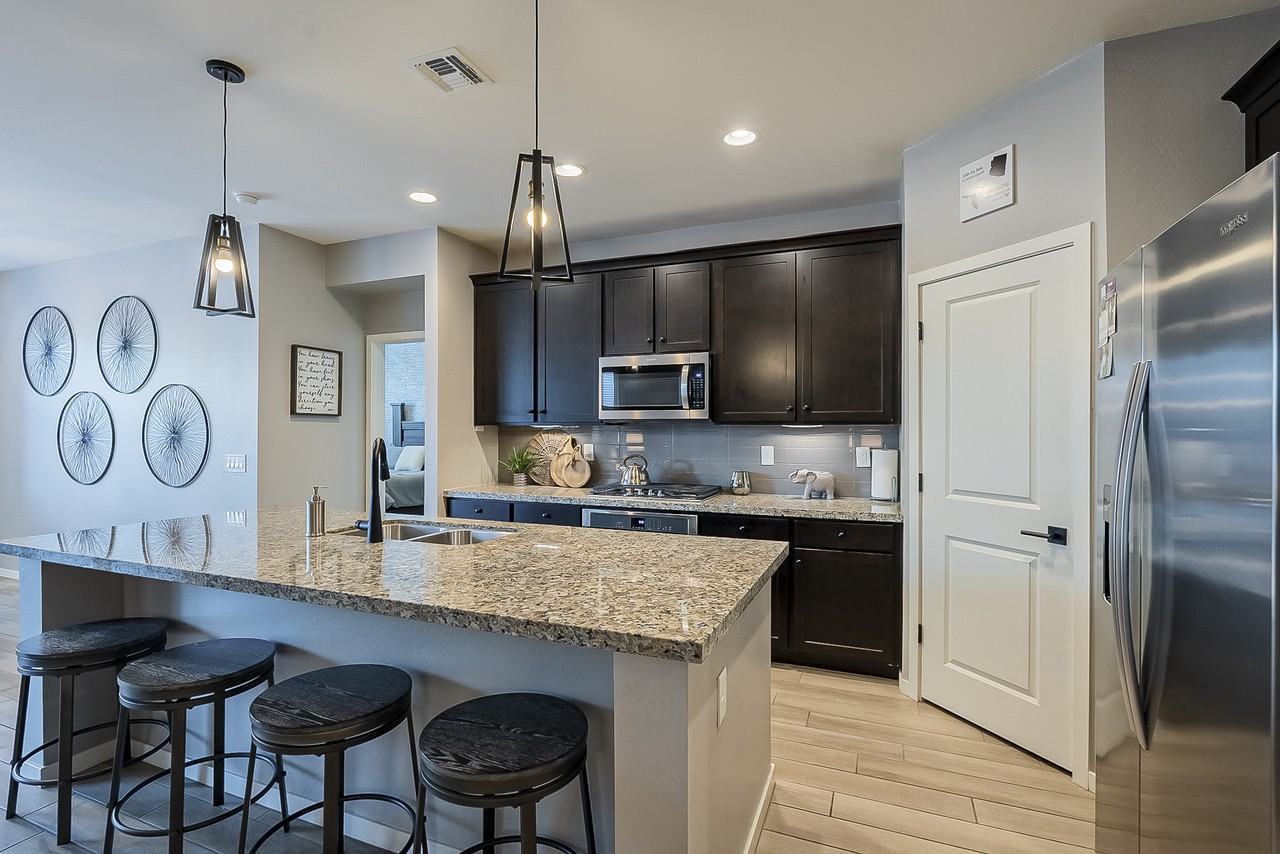 9733 W Southgate Ave #NA - Photo 3 of 19