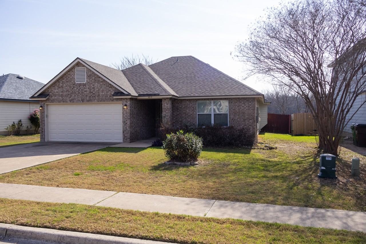 1613 Apollo Cir #NA - Photo 2 of 39