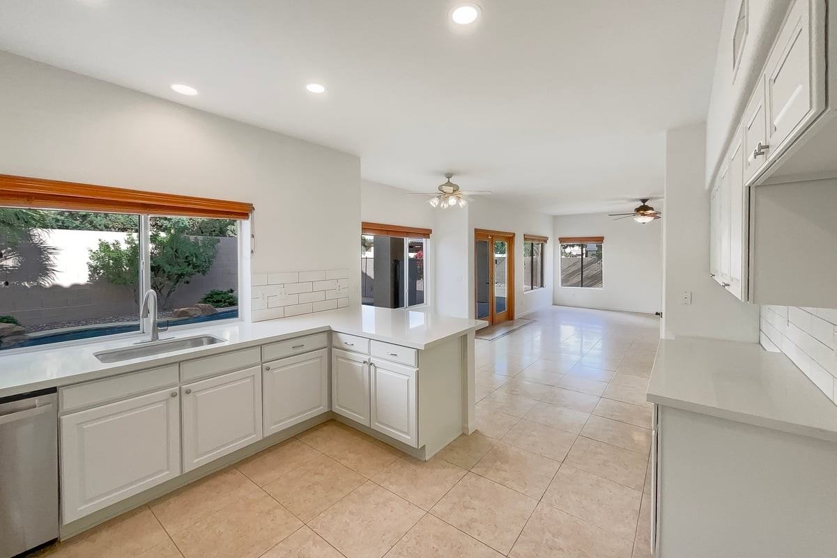 62 W Tulsa St #NA - Photo 4 of 21