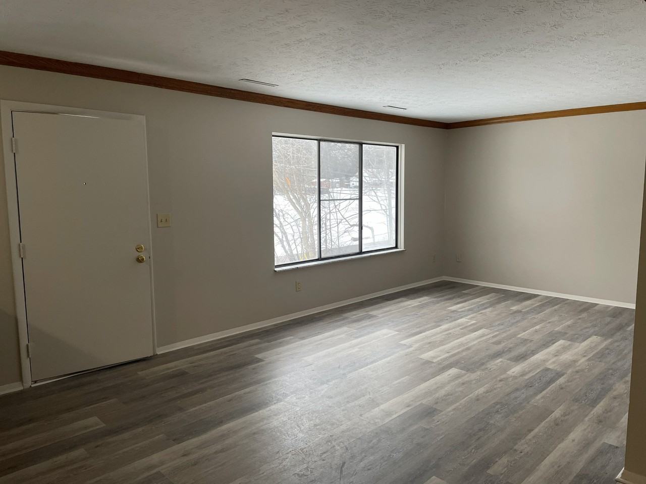 1566 Mac Dr #1 - Photo 2 of 10