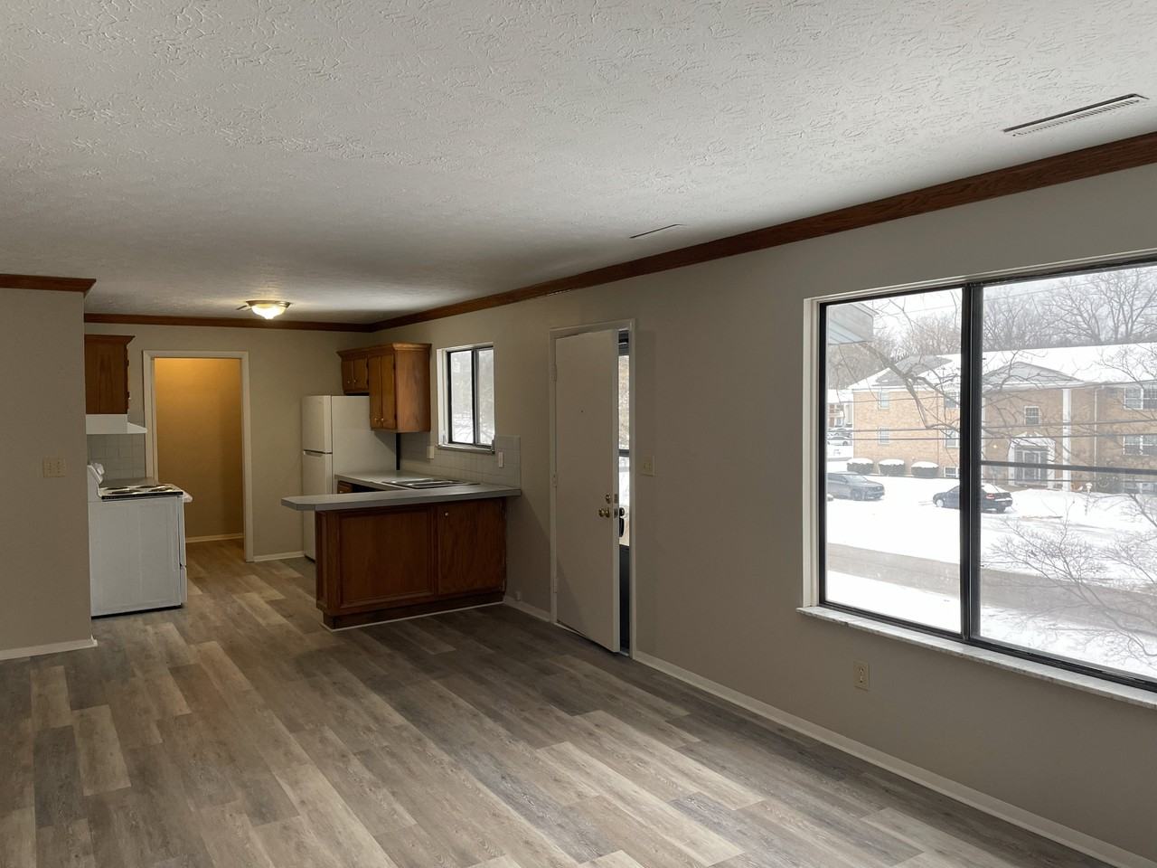 1566 Mac Dr #1 - Photo 4 of 10