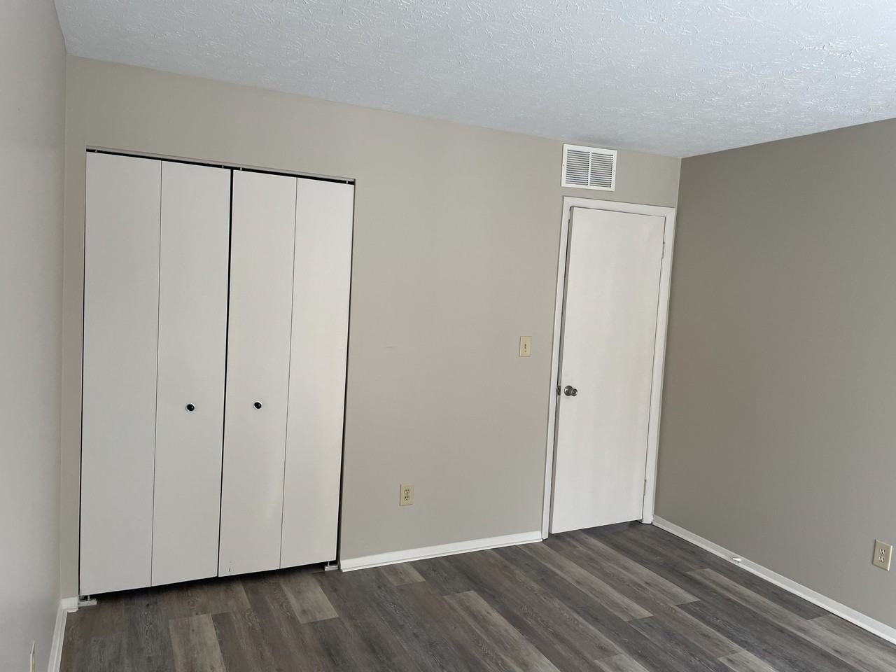 1566 Mac Dr #1 - Photo 6 of 11