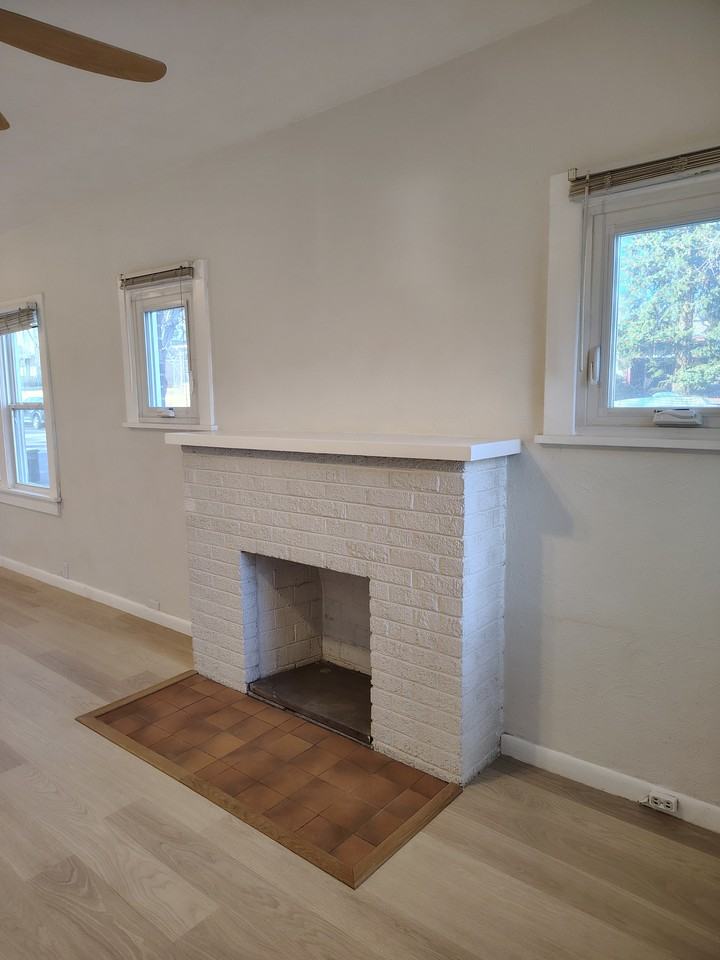 3855 Julian St #3855 - Photo 5 of 23