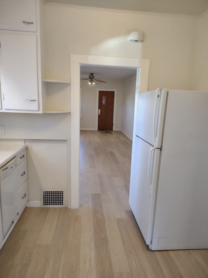 3855 Julian St #3855 - Photo 6 of 23