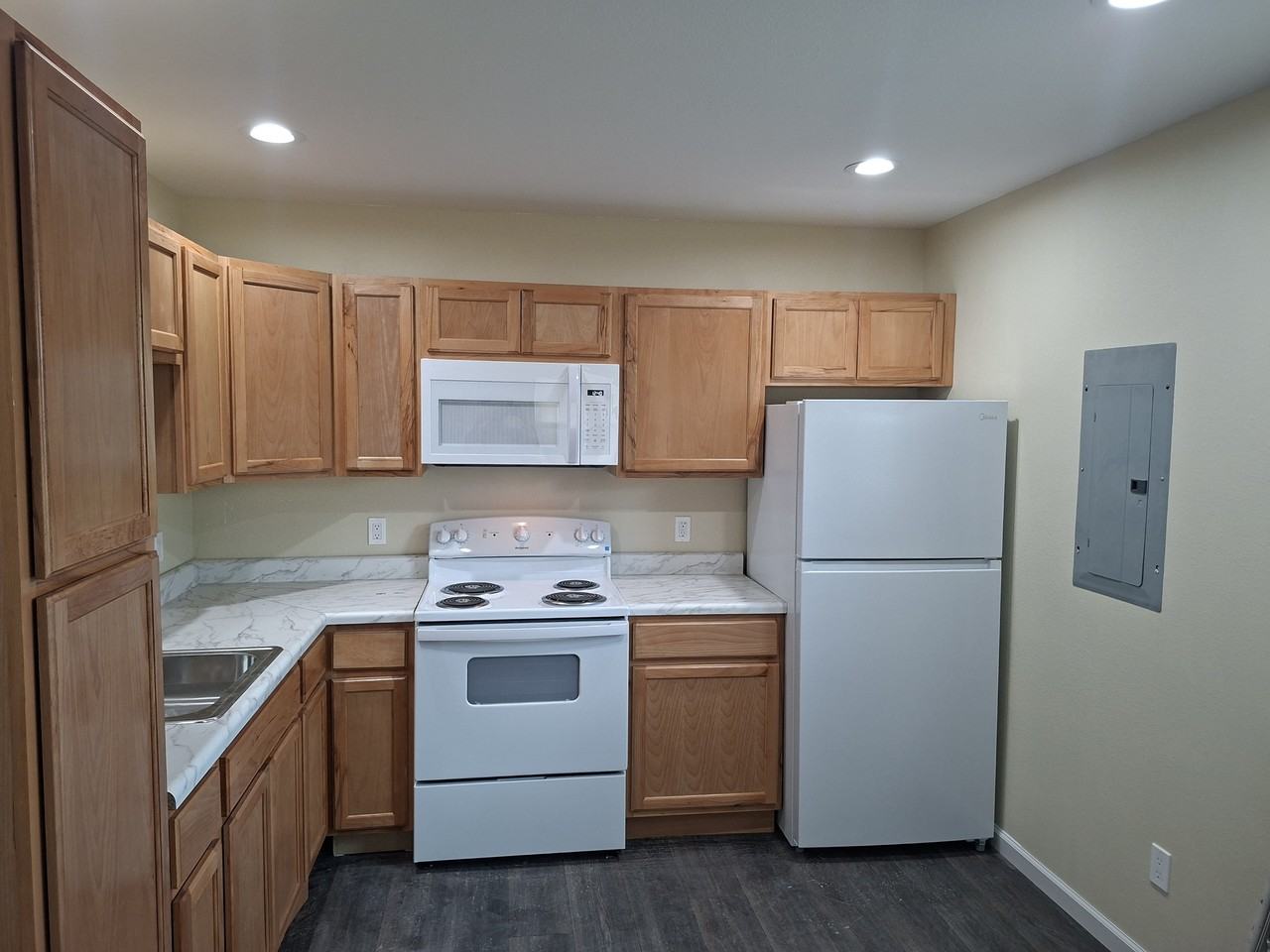 6648 Park Ave #C - Photo 2 of 6