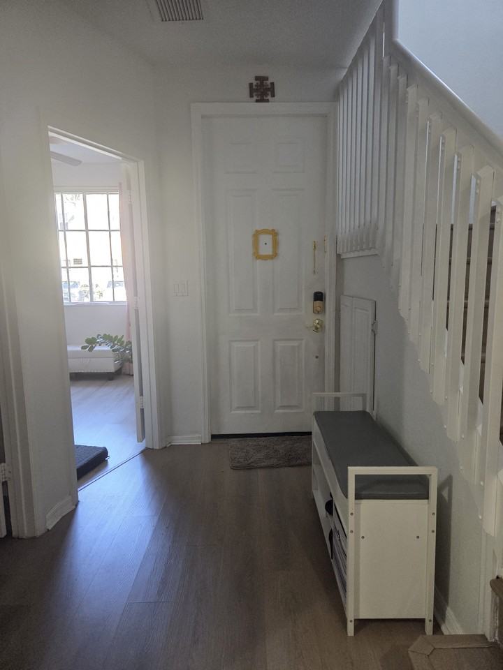 6036 Sw 19th Ct #6036 - Photo 2 of 11