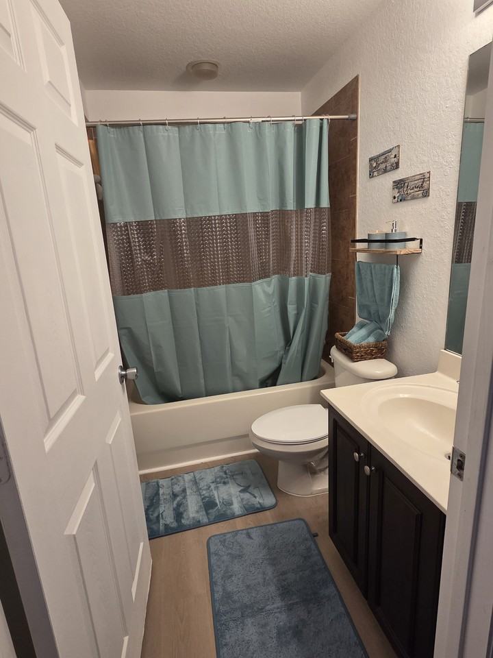6036 Sw 19th Ct #6036 - Photo 3 of 11