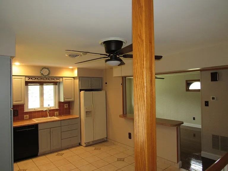 714 12th St #NA - Photo 5 of 15