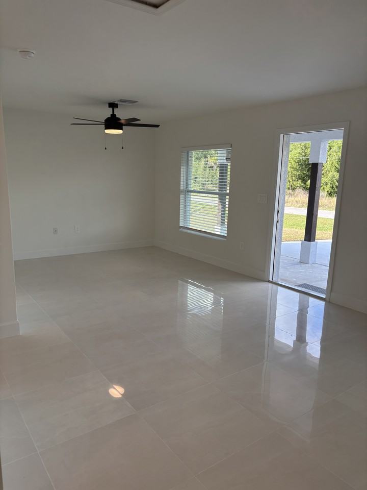 2410 Churchill Ave N #2408 - Photo 5 of 20