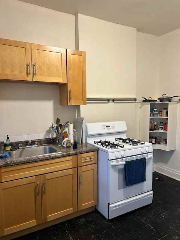 5709 S Kimbark Ave #2 - Photo 2 of 4