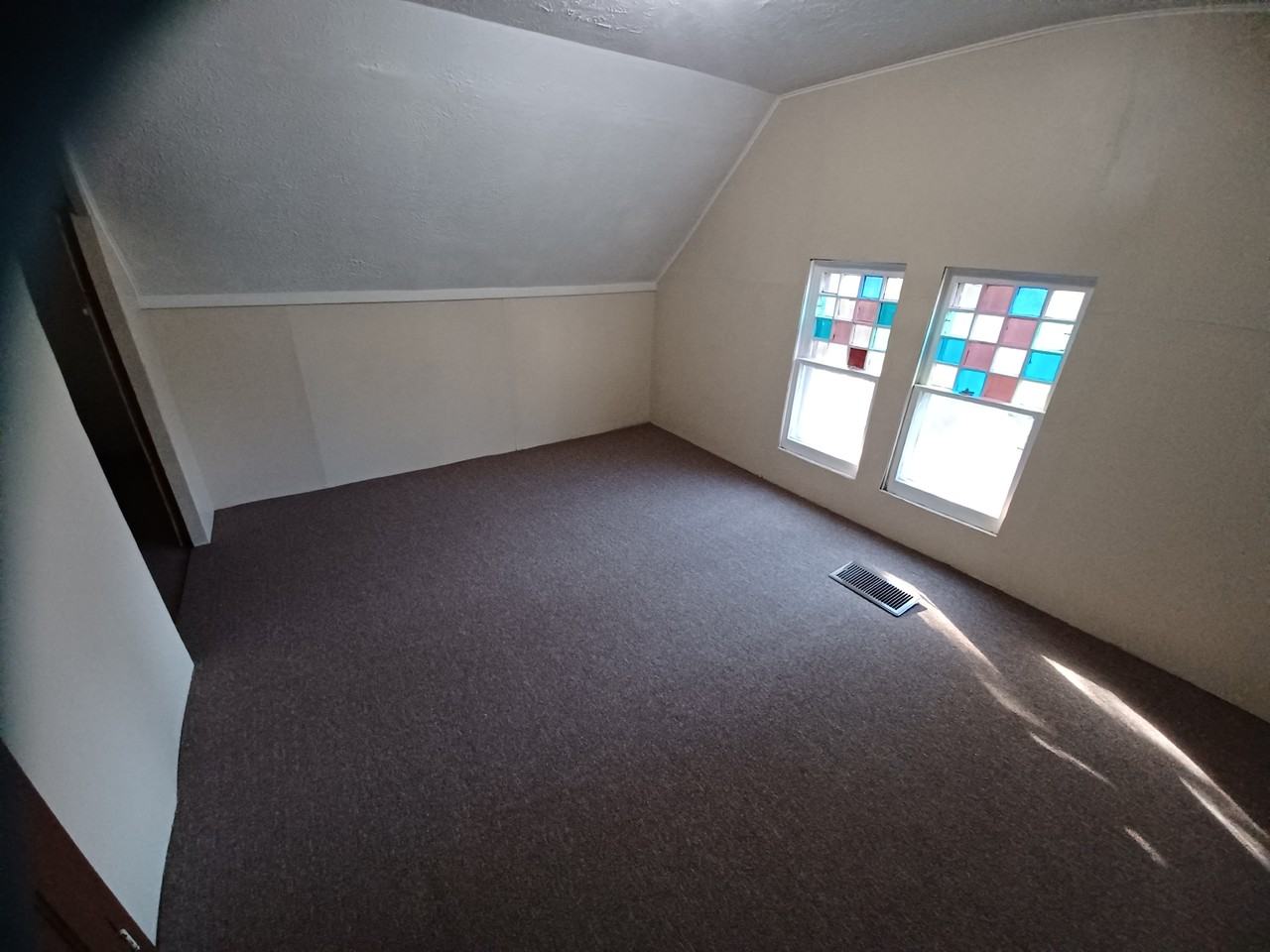 2926 P St #3 - Photo 7 of 8