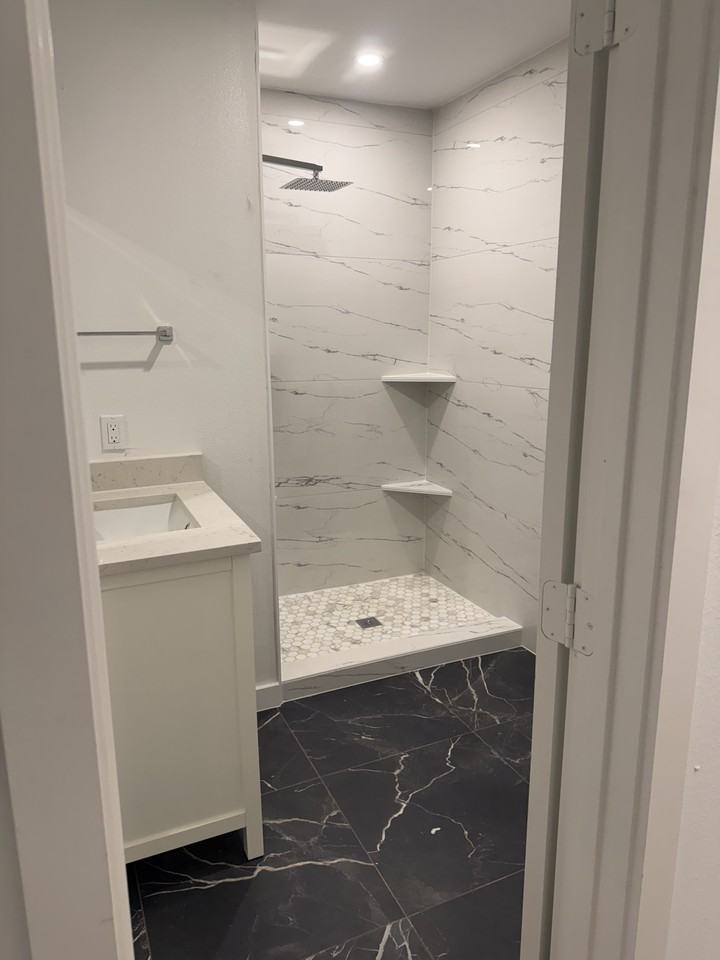 1019 E Waco Ave #NA - Photo 7 of 14