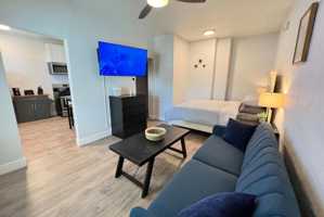 featured image of 464 N Ogden Dr