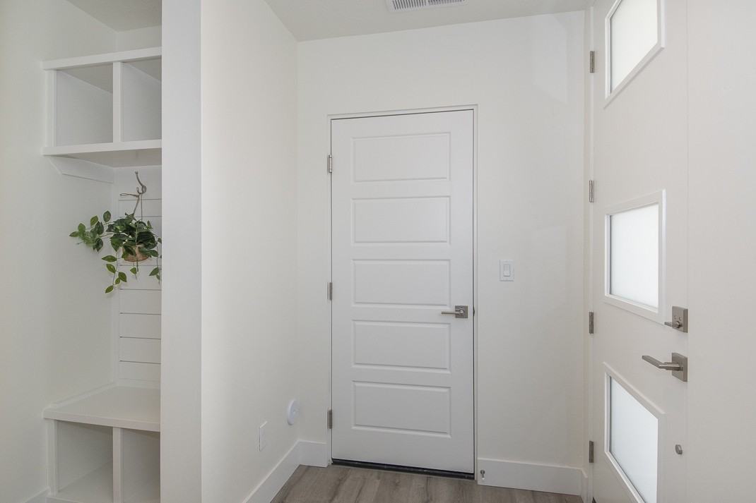 478 E Violets Cove Ln #1 - Photo 3 of 32