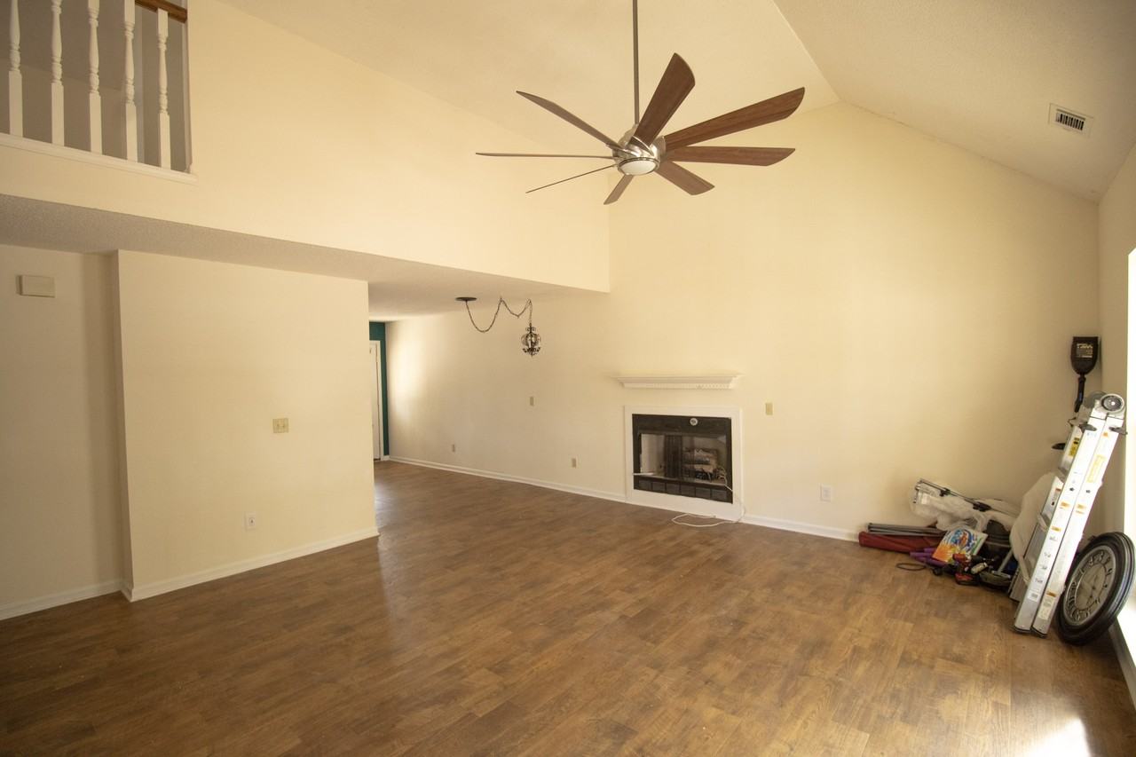 607 N Kevin Ct #1 - Photo 2 of 9