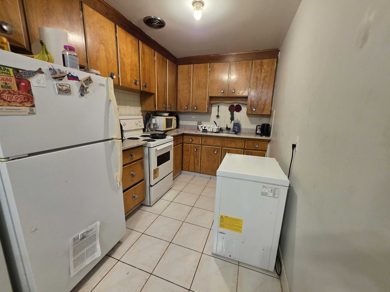 332 University Ave #7 - Photo 3 of 9