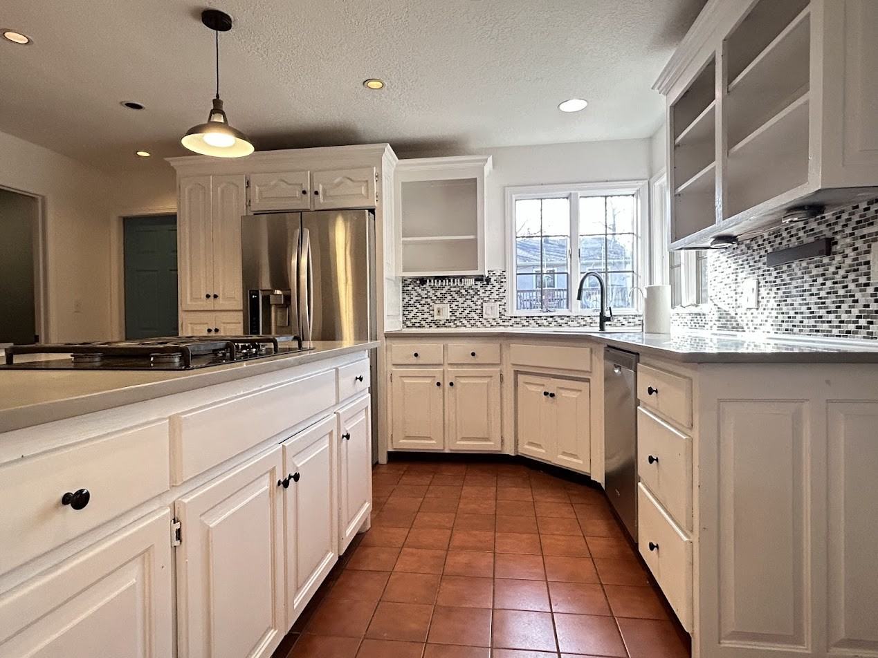 3164 N Katherine Ave #1 - Photo 3 of 27