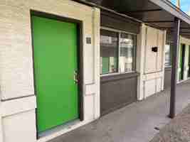 featured image of 6802 W Glendale Ave