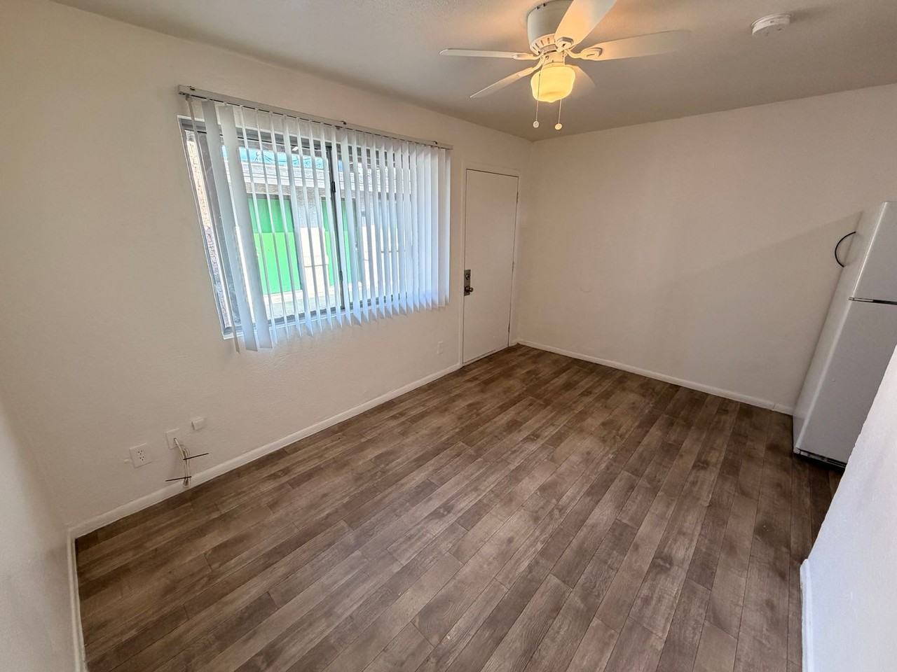 Glenn Isle - Photo 3 of 9