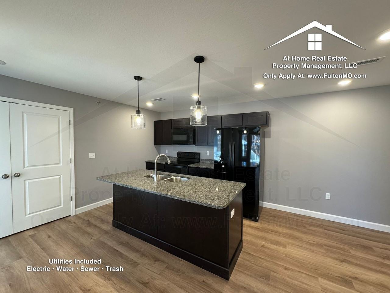 2610 N Bluff St - Photo 6 of 23