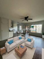 00085-1437 - Photo 1 of 1