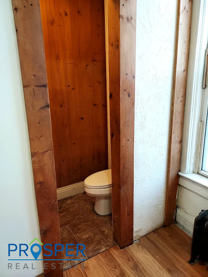 MO1700 - Photo 4 of 10