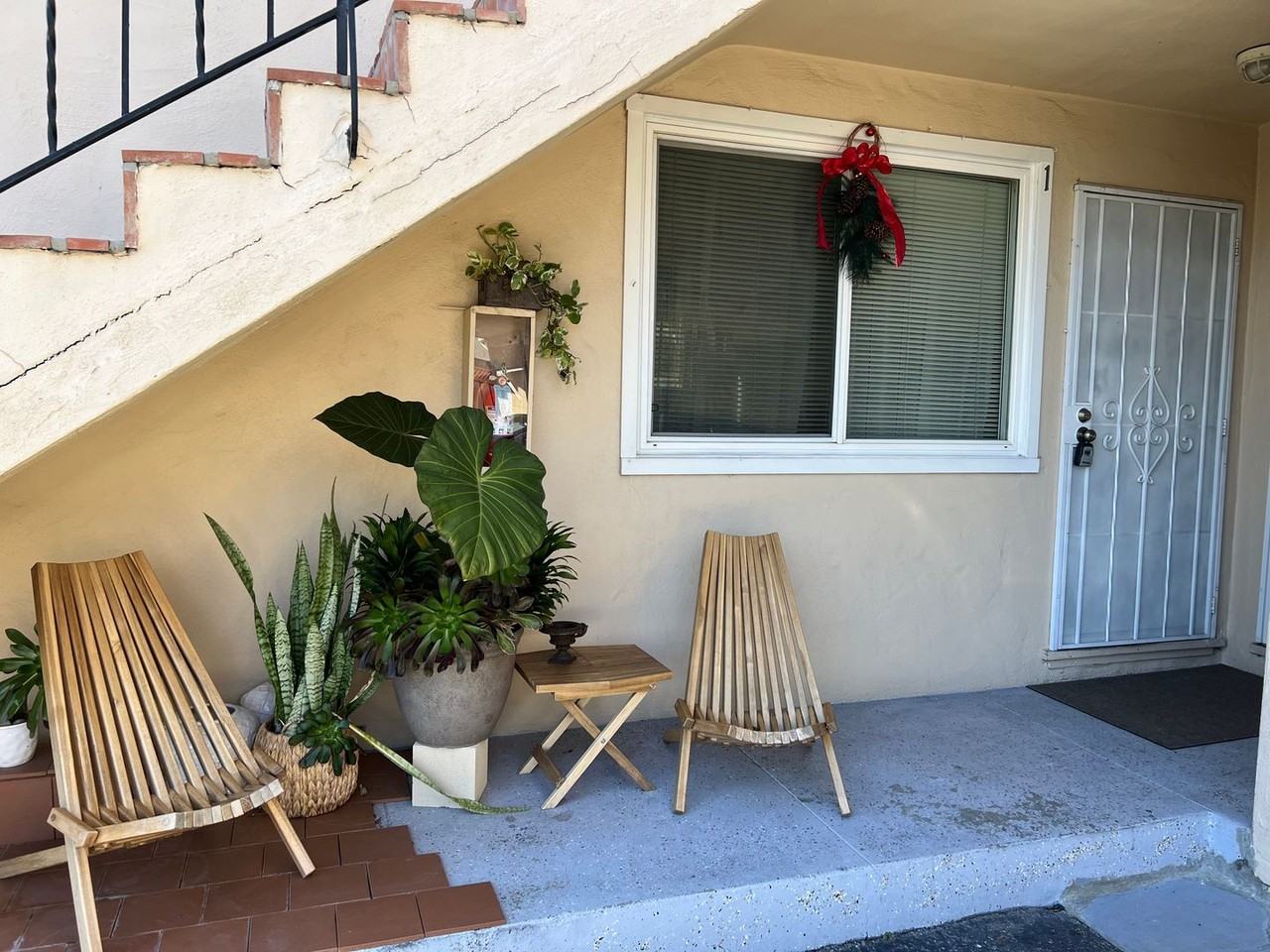 2345 Sutter Ave - Photo 2 of 12