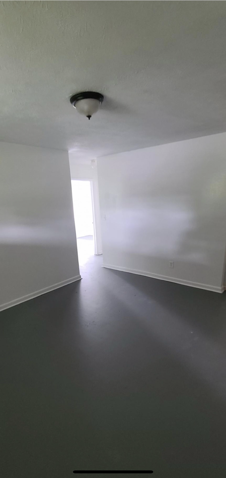 1196 W 30th St #NA - Photo 6 of 19