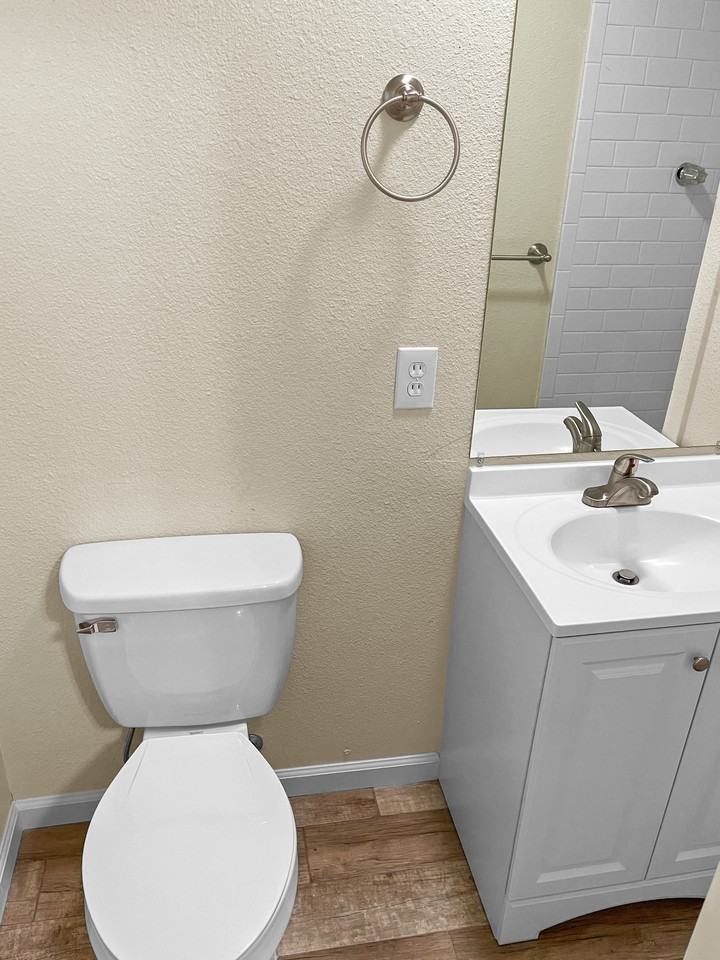 202 W Lynn Ave #1 - Photo 6 of 17