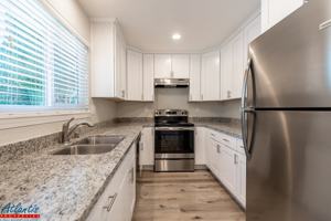 featured image of 683 Chemeketa Dr